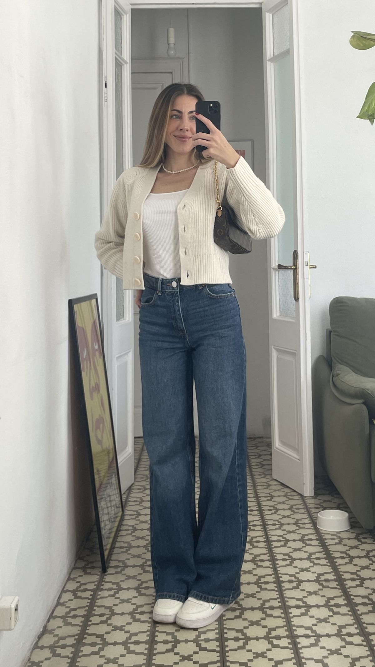 Cardigan be phong cách hiện đại