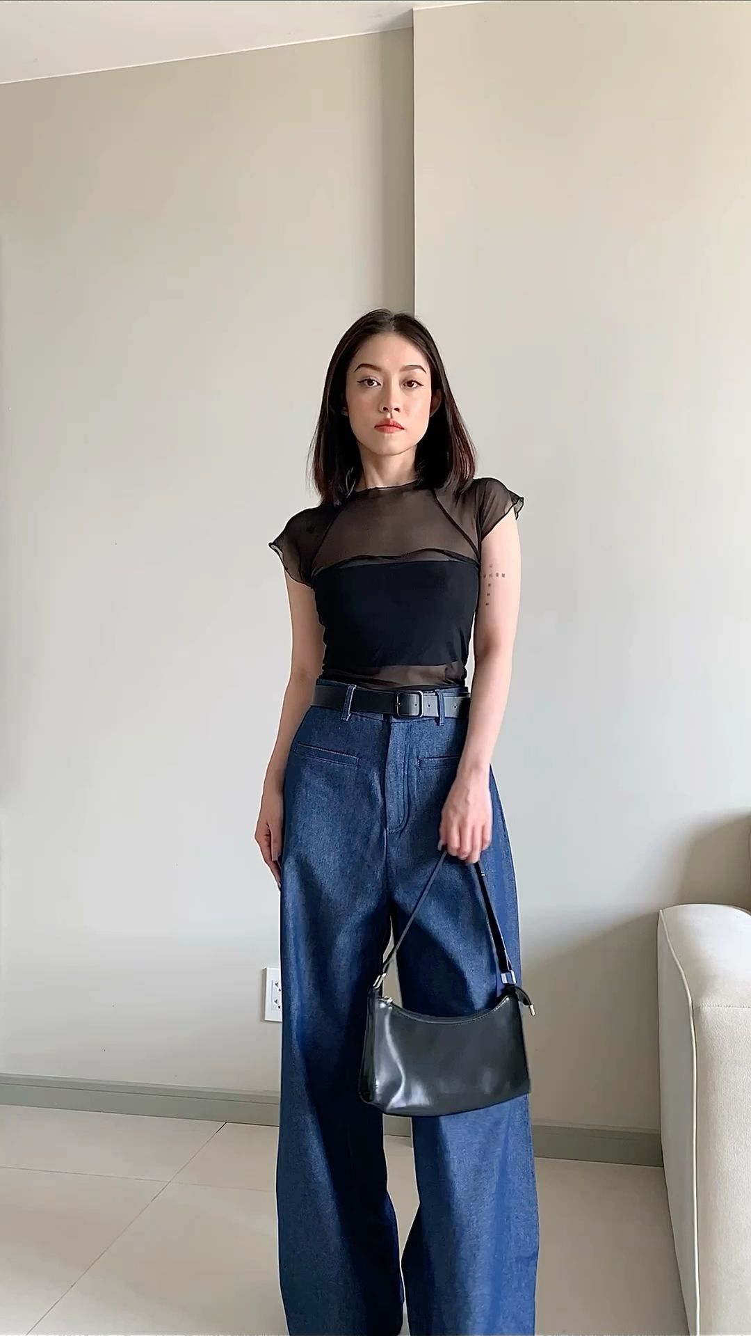 Dễ dàng phối đồ với quần jeans ống rộng