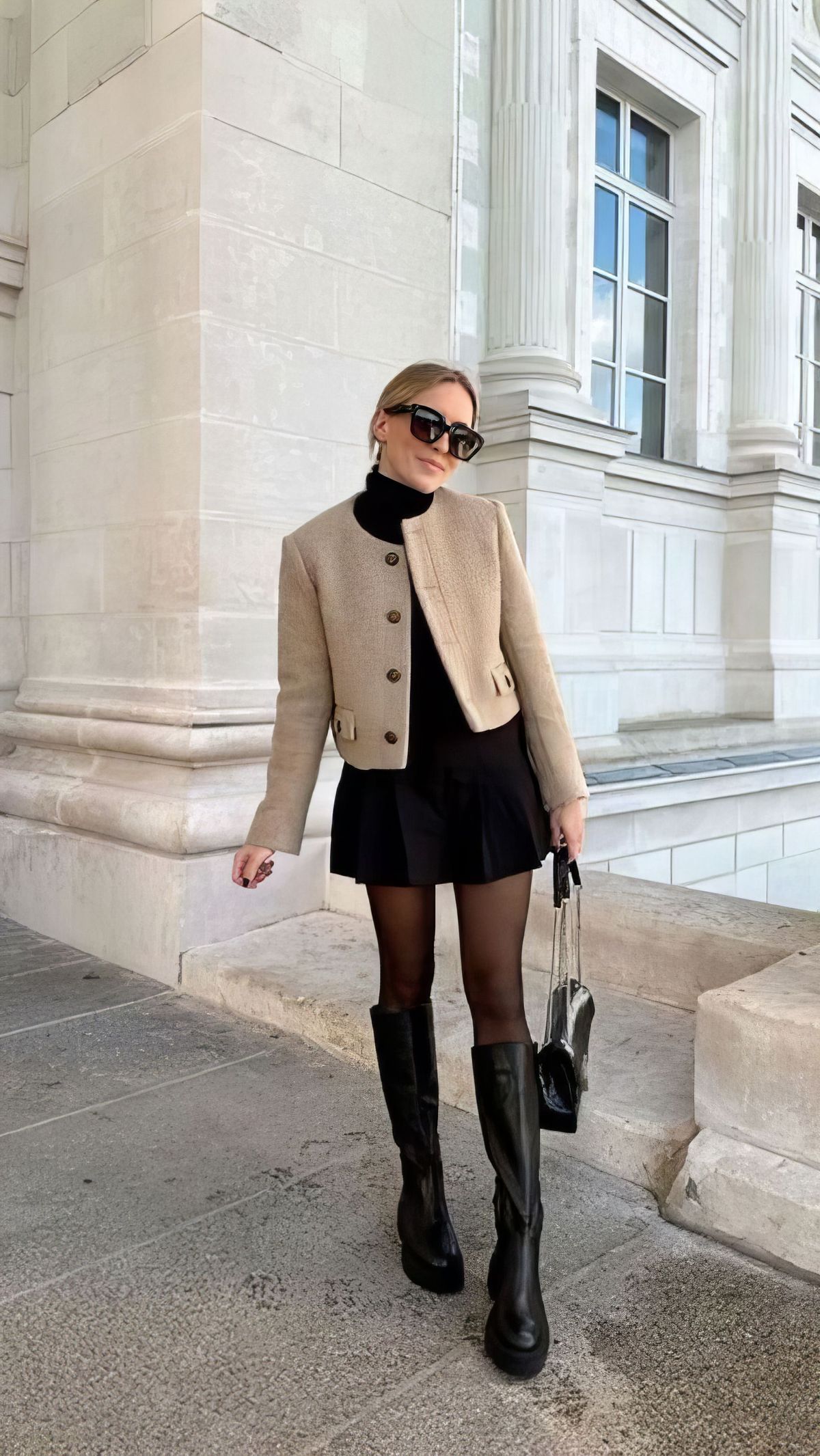 Áo khoác dạ tweed ngắn be váy ngắn bốt cao cổ thanh lịch