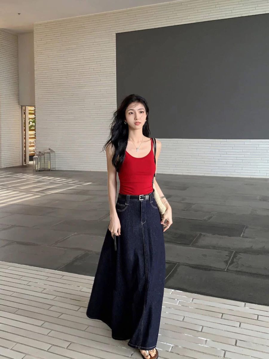 Áo hai dây chân váy chữ A trẻ trung