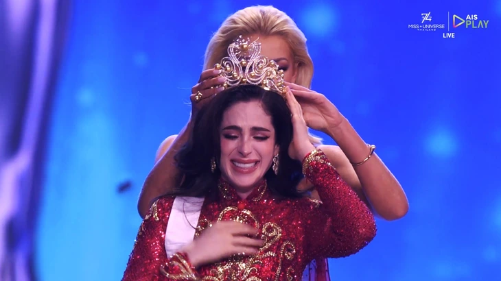 Fatima Bosch – Hoa hậu với thông điệp mạnh mẽ