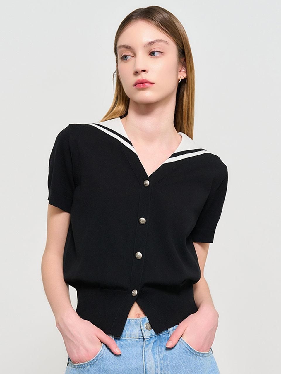 áo cổ thủy thủ trắng viền navy phối quần jeans năng động