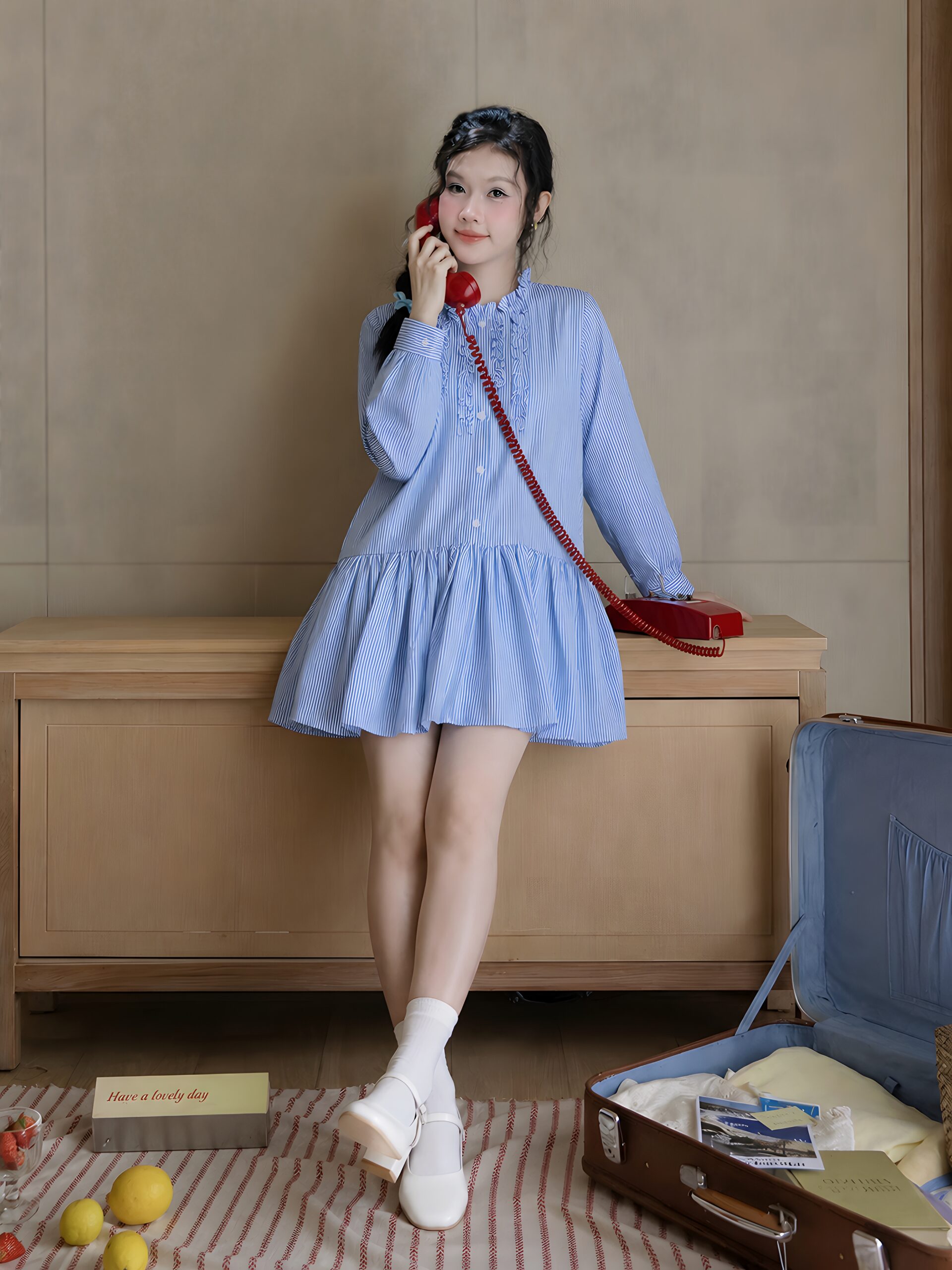 Phom dáng rộng vừa phải mang đến cảm giác thoải mái mà vẫn giữ được sự tinh tế. Babydoll Mila là lựa chọn dành cho những cô gái yêu vẻ đẹp tự nhiên và phong cách sống chậm, nhẹ nhàng.