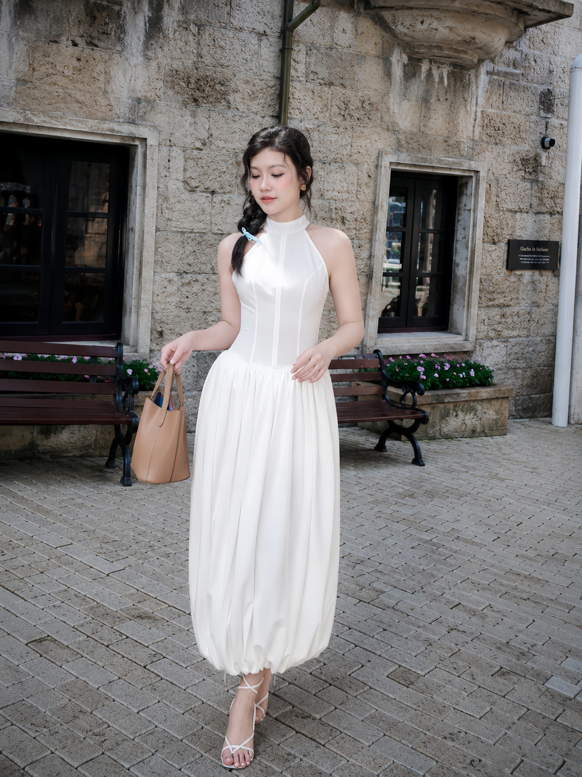 ELIA DRESS là lựa chọn hoàn hảo cho những buổi hẹn hò, những chiều dạo phố hay các sự kiện cần một diện mạo thanh lịch và tinh tế.